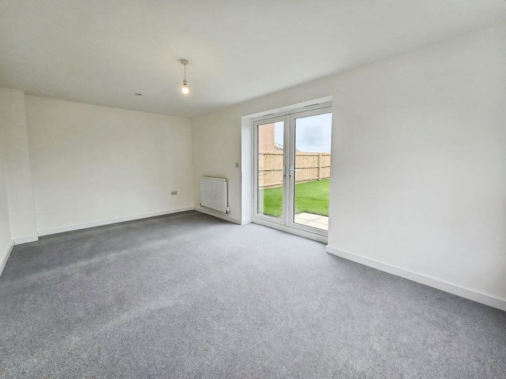 Property photo 2 of 19 Picture No. 08