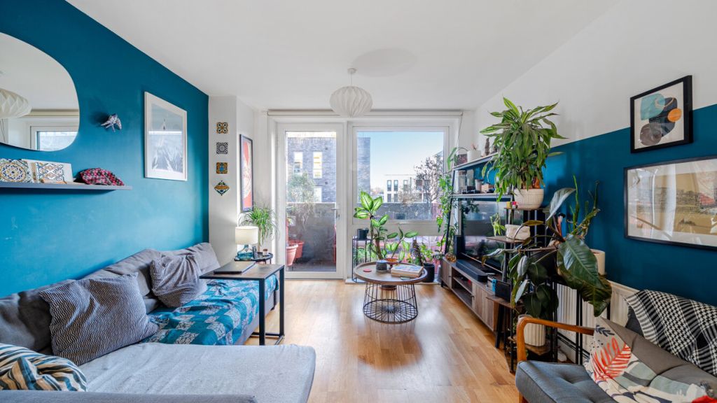 Property photo 2 of 16