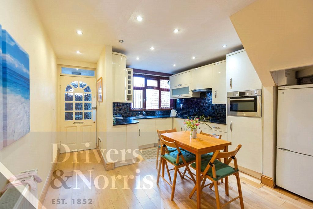 Property photo 3 of 15 Picture No. 15