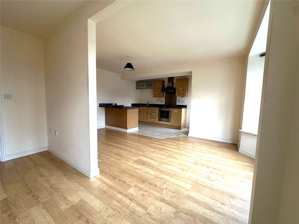 Property photo 3 of 8 Picture No. 05