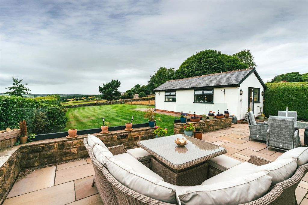 Property photo 2 of 38 Exterior And Gardens