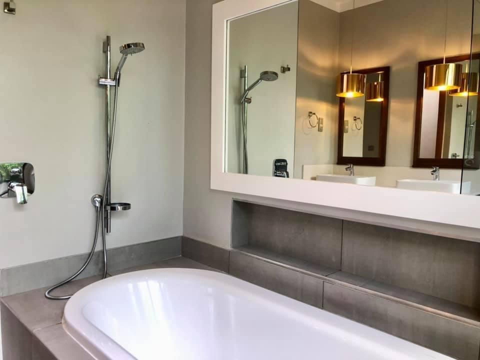 Property photo 3 of 45