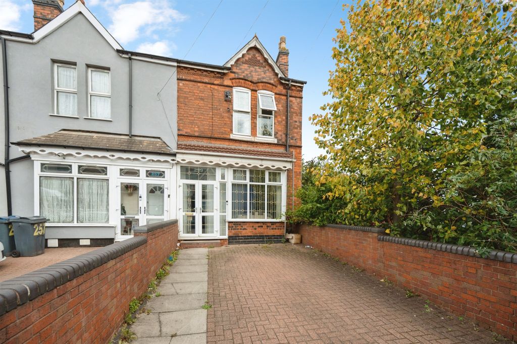 Property photo 1 of 16