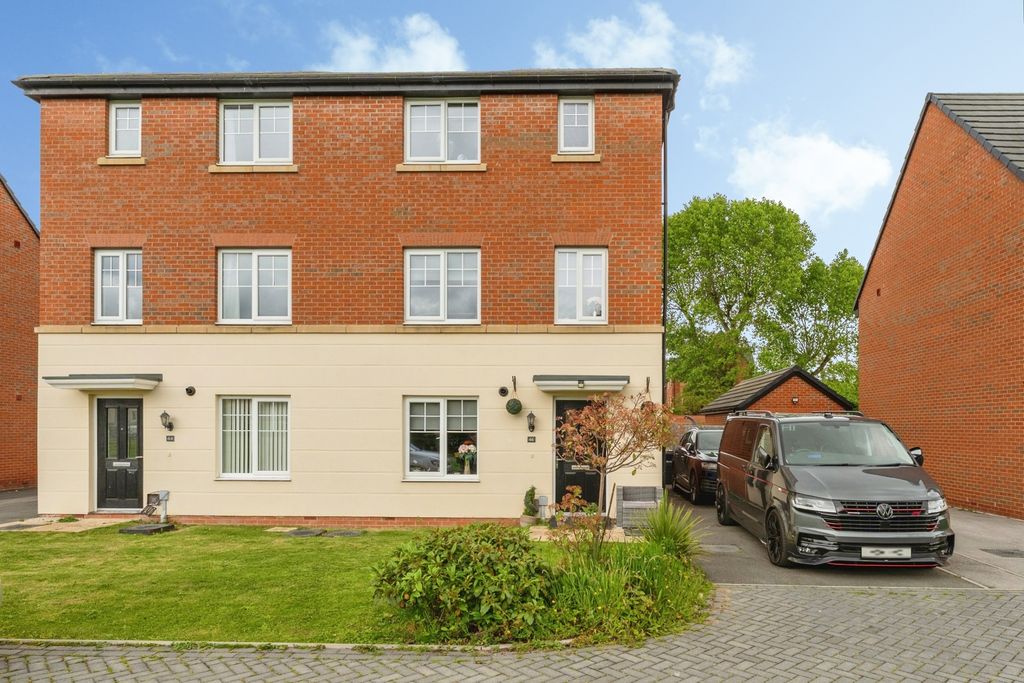 Property photo 2 of 26 Pbox-Img.Jpg