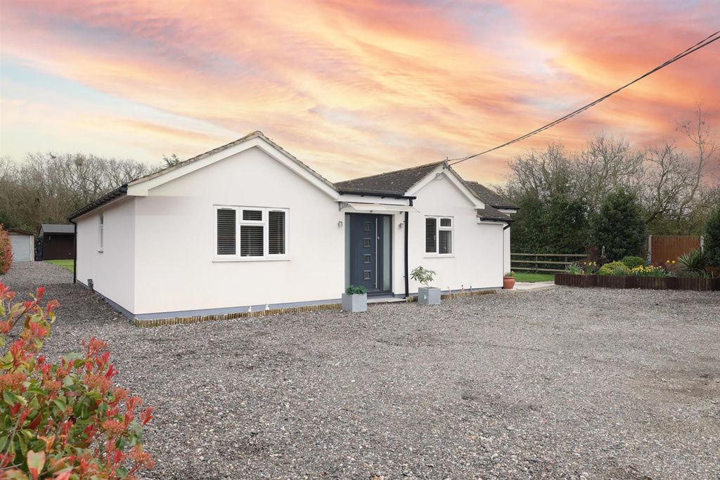 Property photo 2 of 24