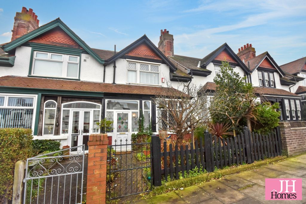 Property photo 1 of 19