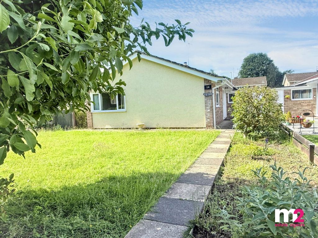 Property photo 2 of 17