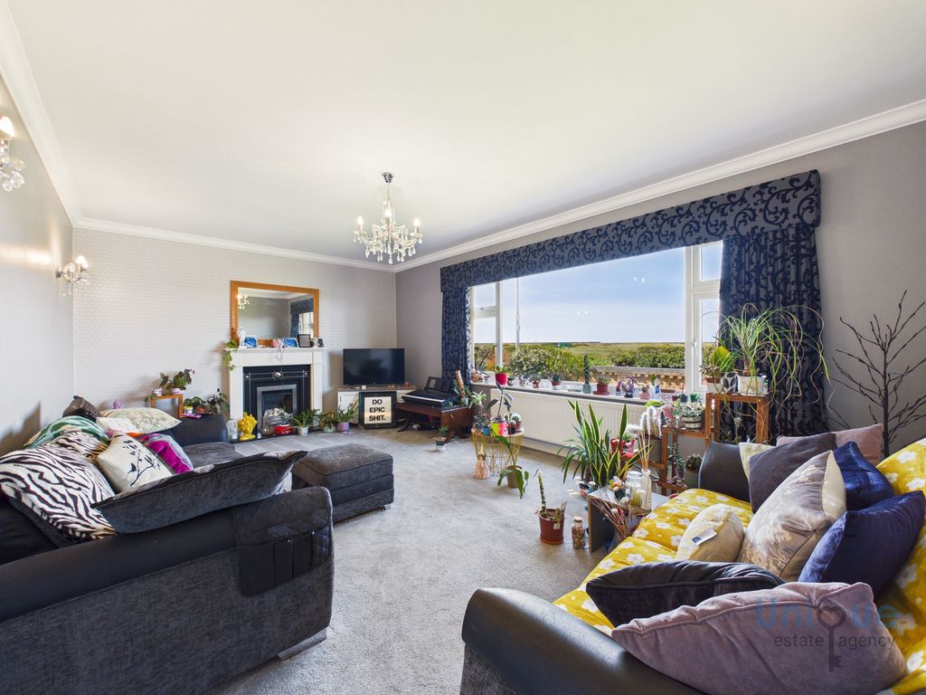 Additional image 6 of 6 bed detached house for salePrinces Way, Fleetwood FY7