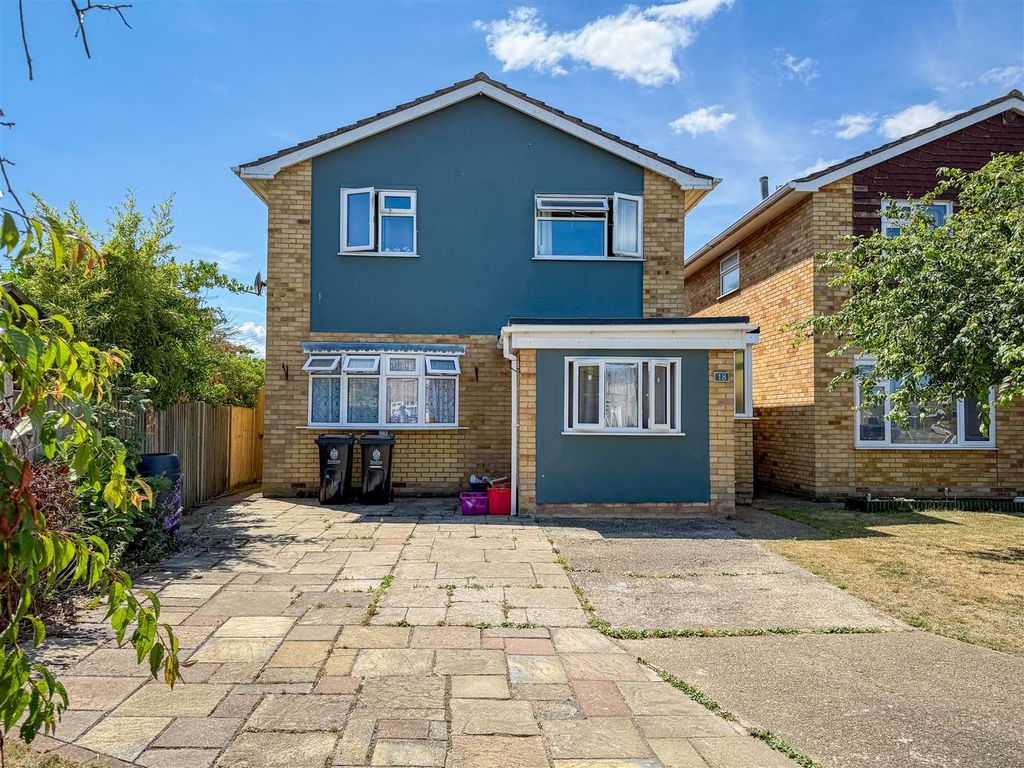 Property photo 1 of 23 Outside - Front