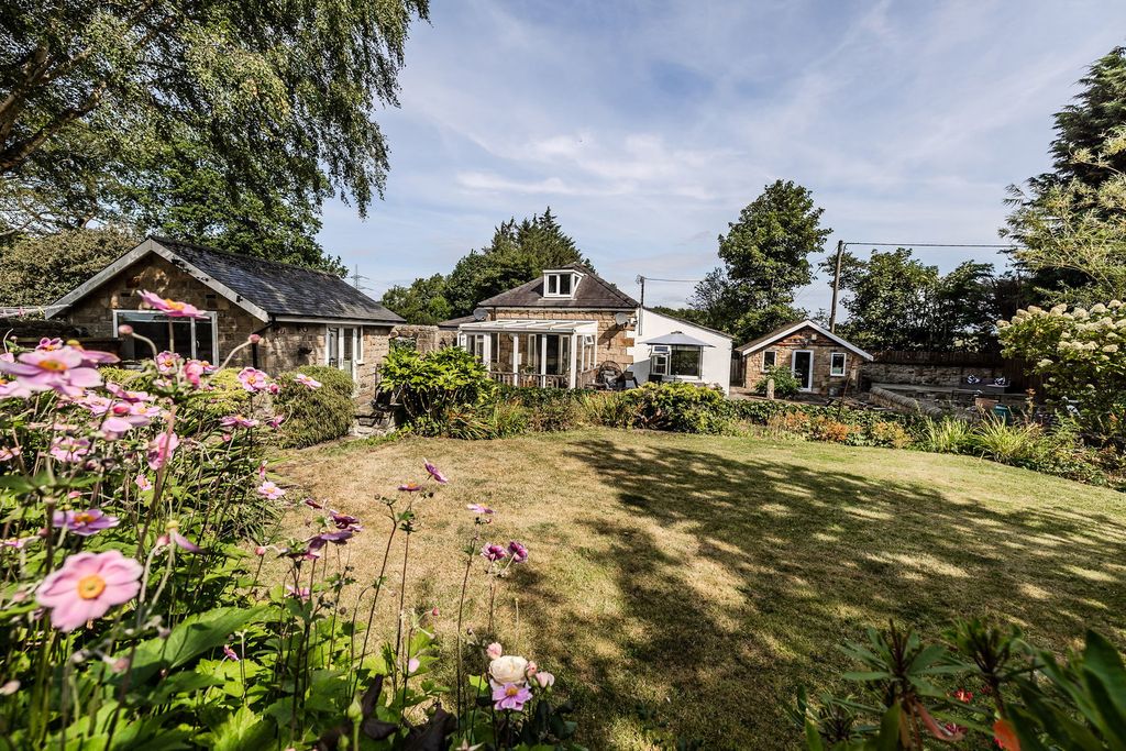 Property photo 3 of 48
