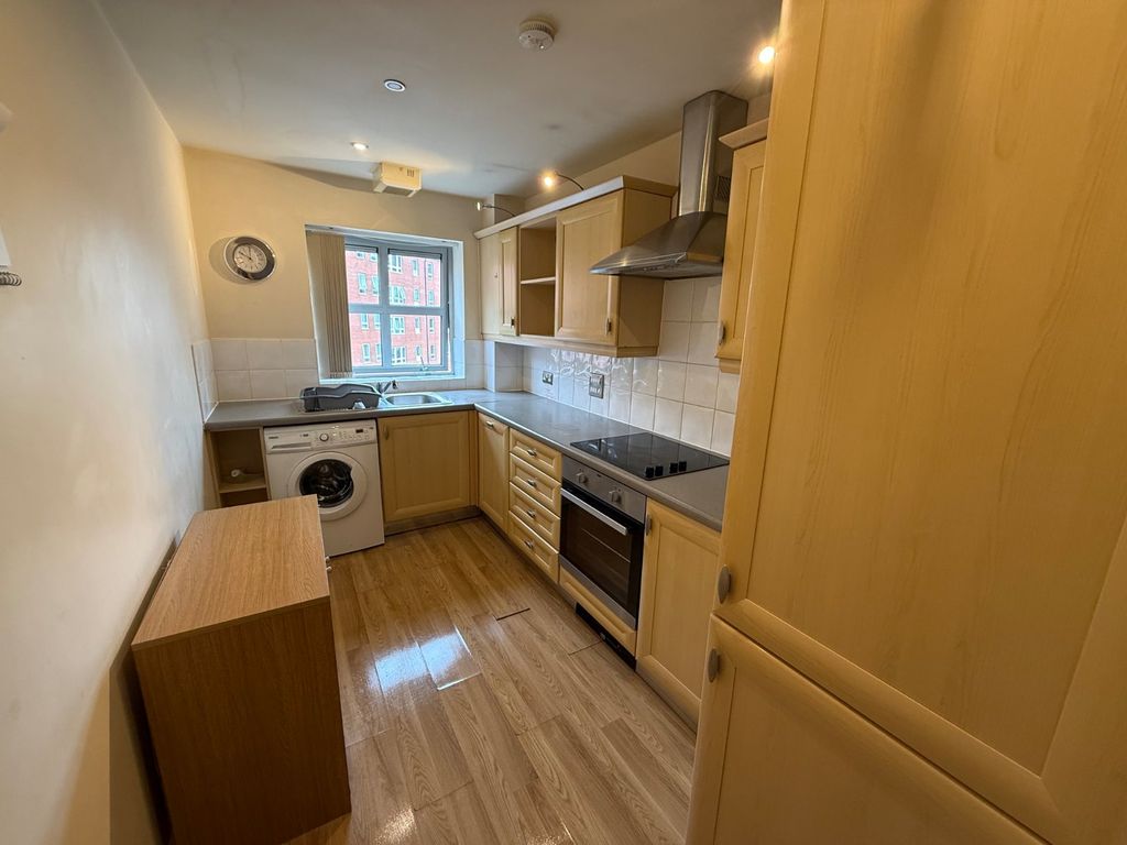 Property photo 2 of 7 Picture No. 20