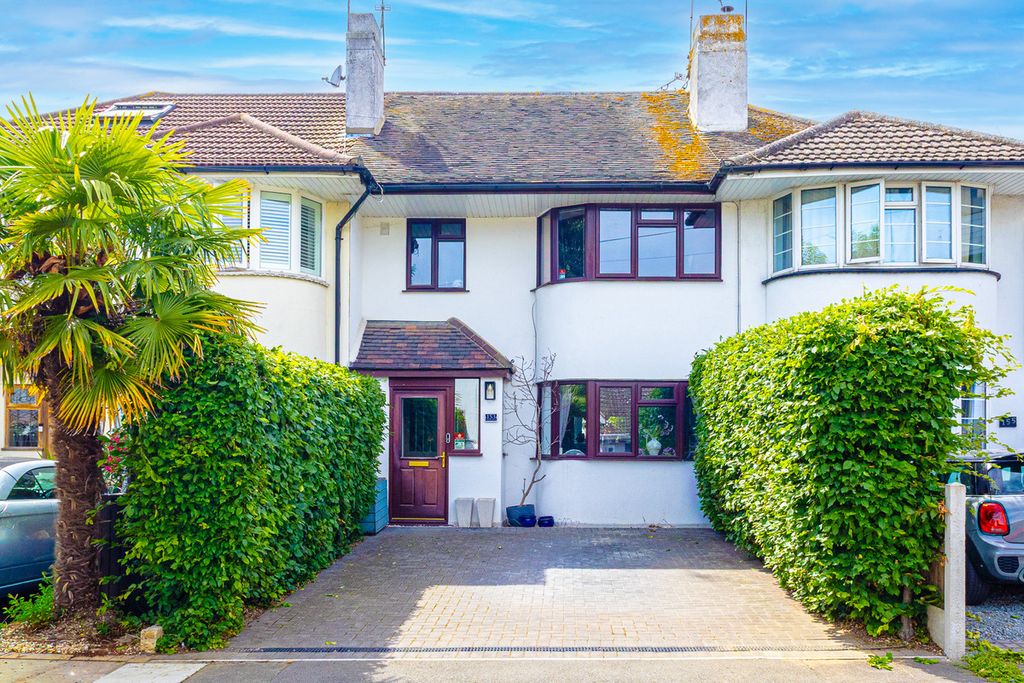 Property photo 1 of 31