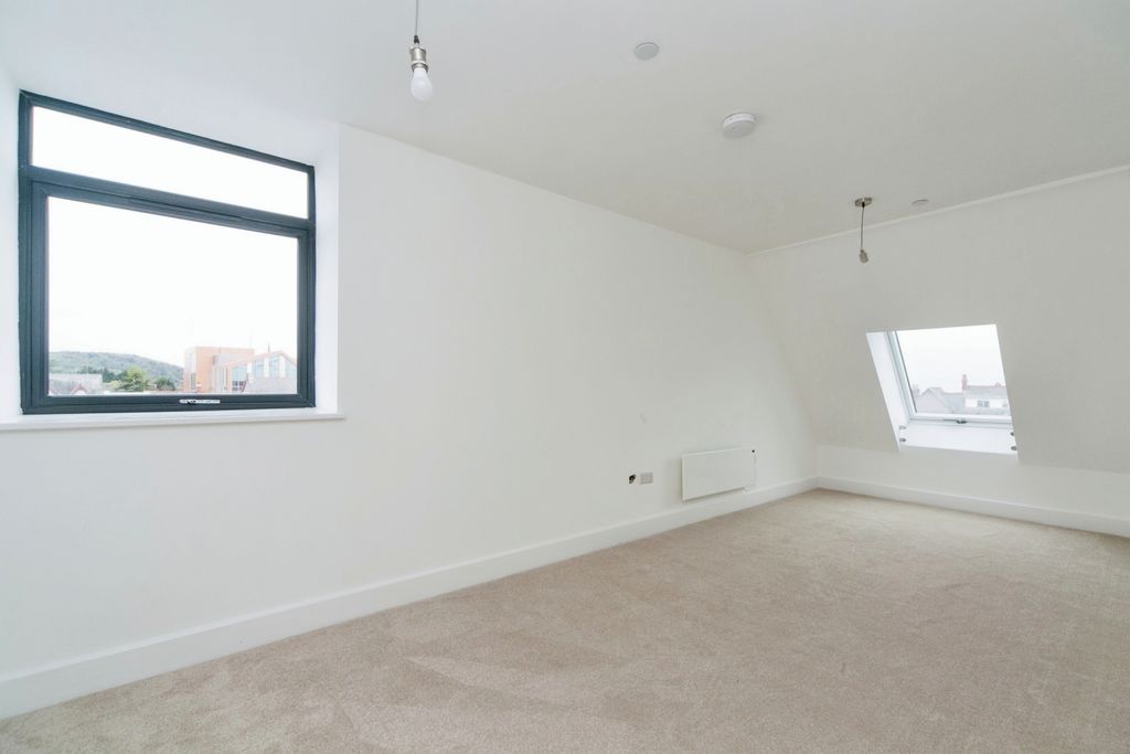 Property photo 3 of 11 Photography