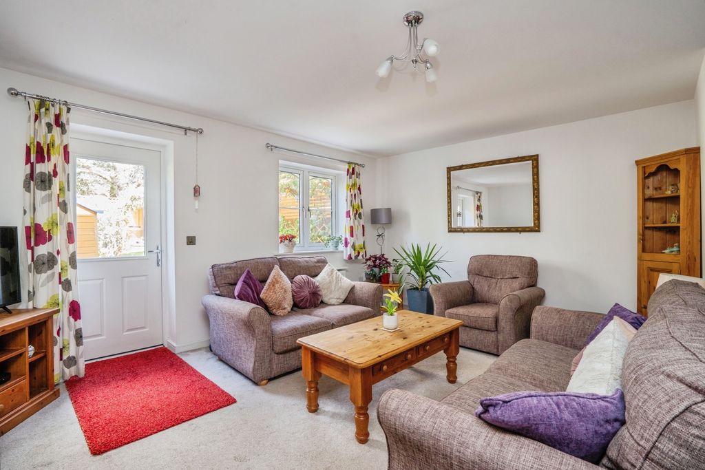 Property photo 1 of 14 Pbox-Img.Jpg
