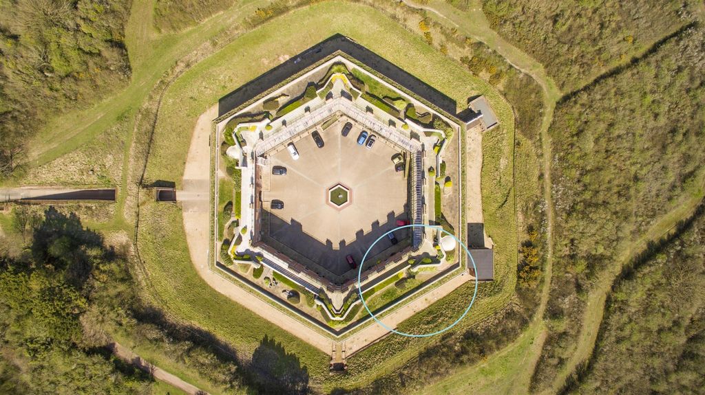 Property photo 2 of 12