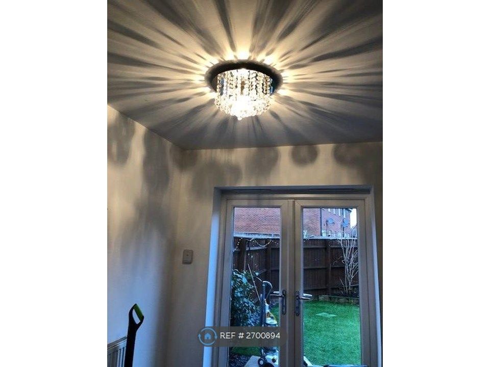 Property photo 2 of 10 Kitchen Dining Area