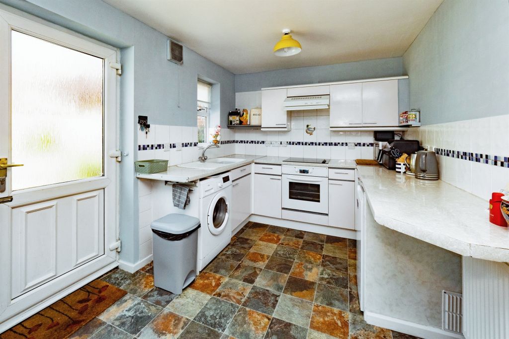 Property photo 2 of 14