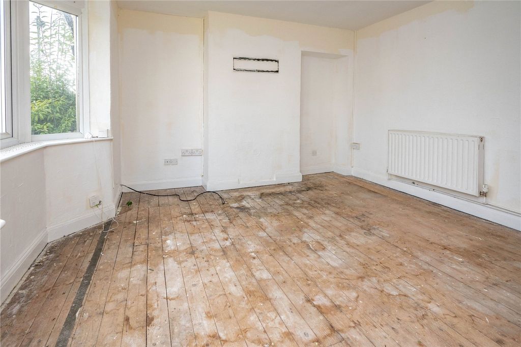 Property photo 3 of 10 Picture No. 09