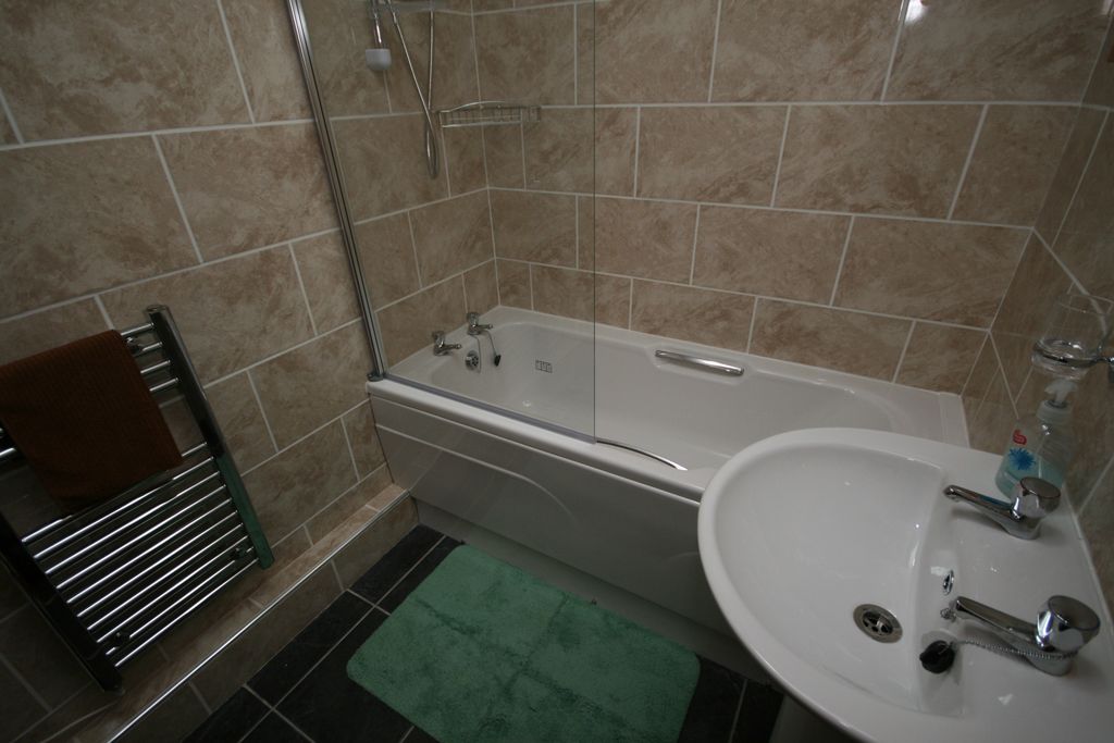 Property photo 3 of 3 Bathroom