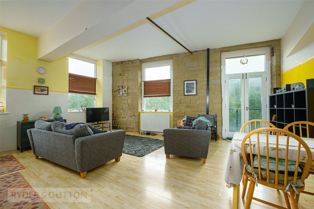 Property photo 2 of 13 Picture No. 01