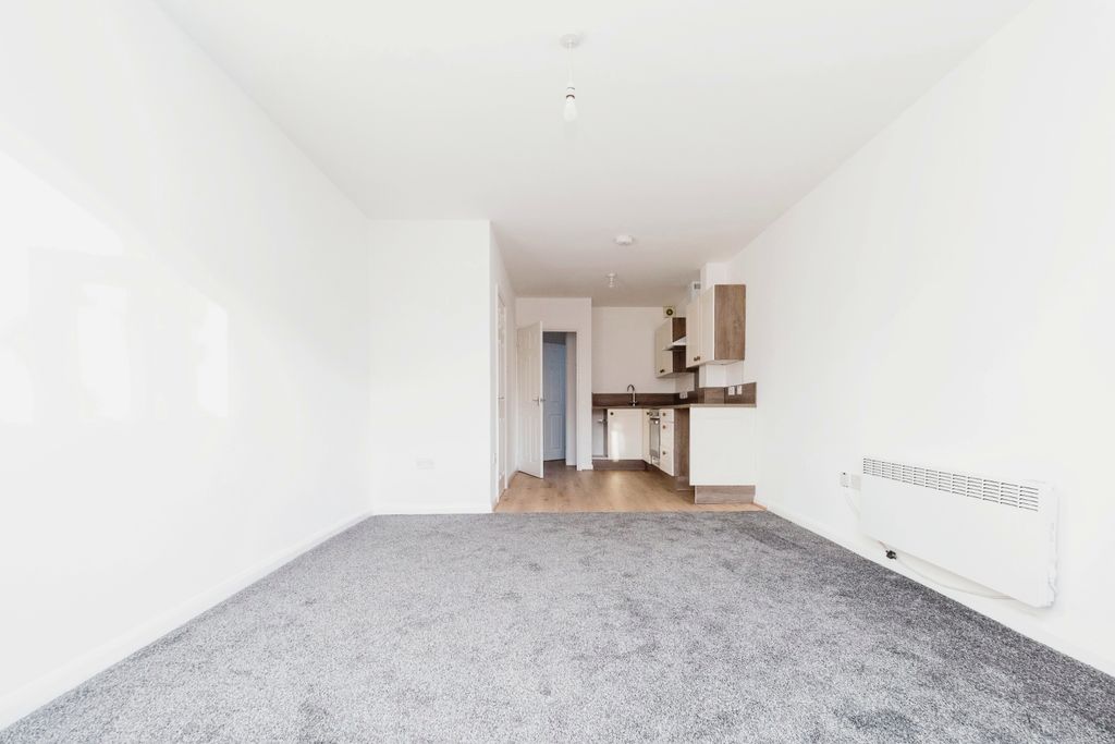 Property photo 3 of 10 _7021861