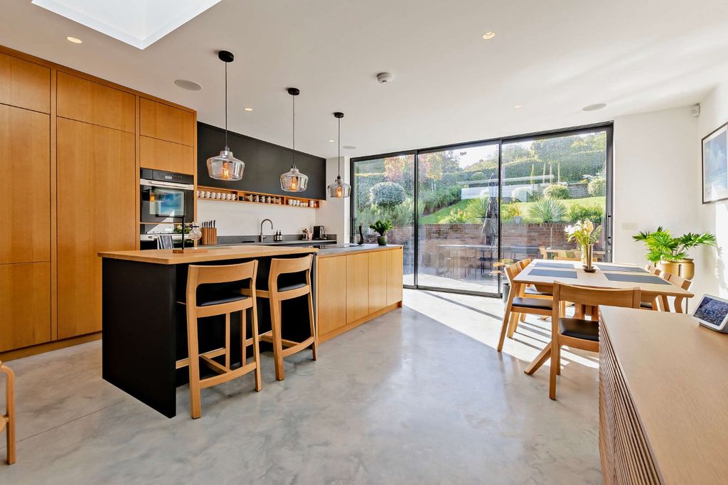 Additional image 4 of 4 bed detached house for saleHill Road, Lewes, East Sussex BN7