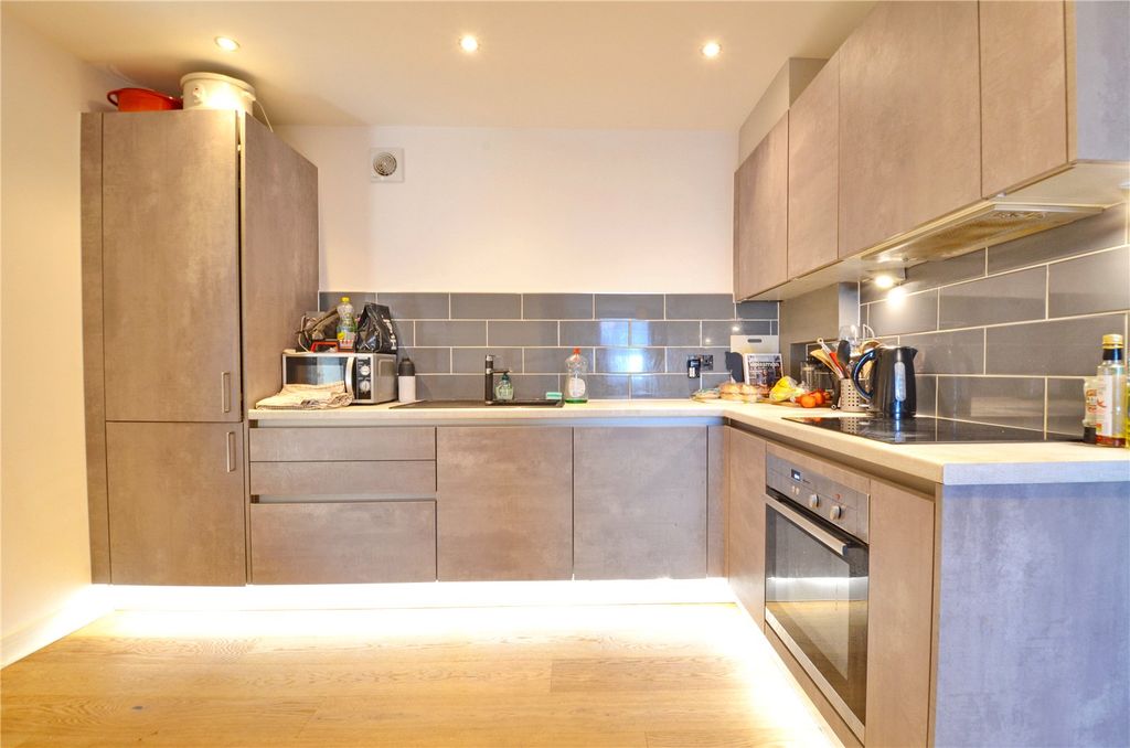 Property photo 2 of 8 Picture No. 08