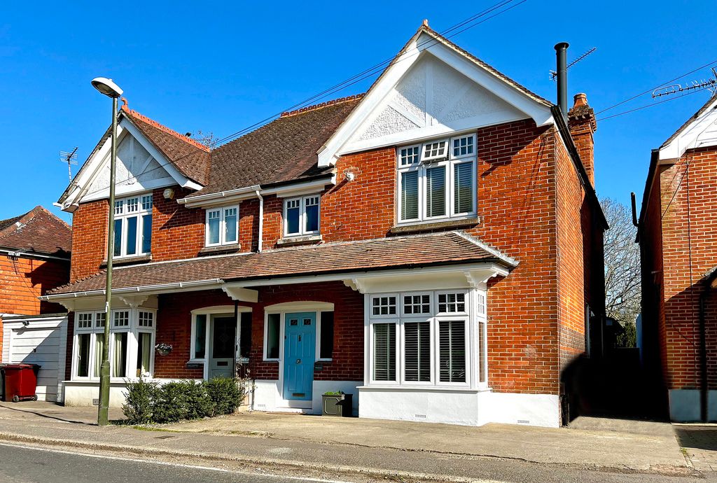 Property photo 1 of 33