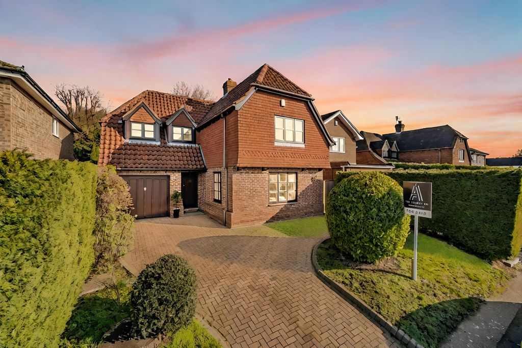 Property photo 1 of 21