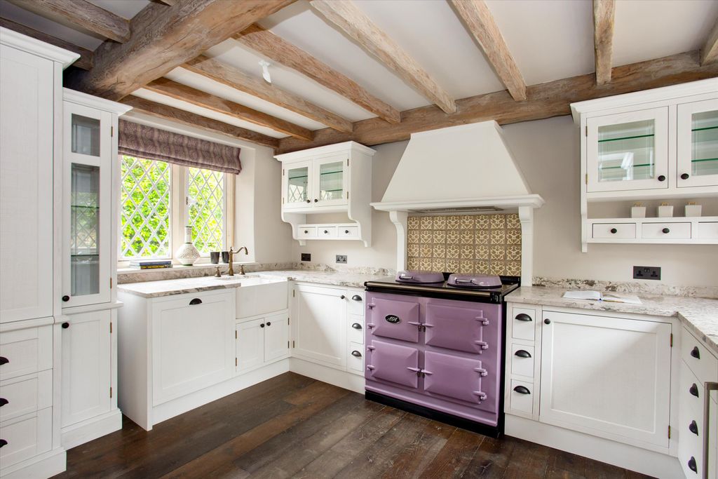 Property photo 3 of 27 Image