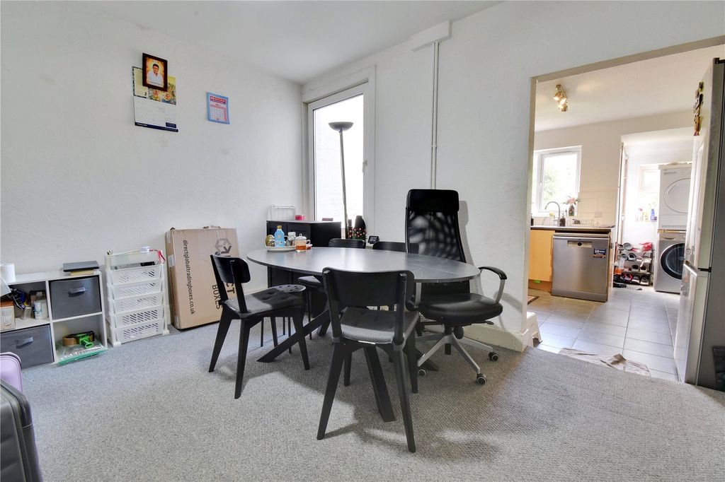 Property photo 3 of 9 Picture No. 04