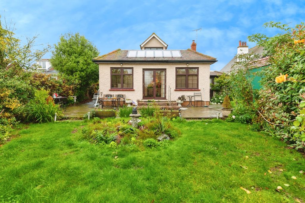 Property photo 1 of 17 Garden