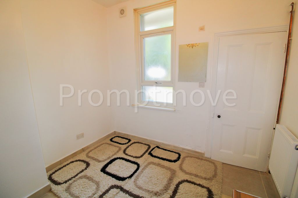 Property photo 3 of 6 Na
