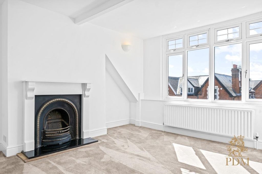 Property photo 1 of 12 Flat 3, 4 Mapperely Park Drive Nottingham, Ng3 5Bx