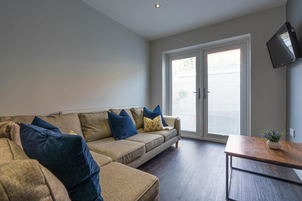 Property photo 1 of 14 Photo 0