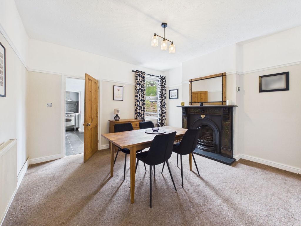Property photo 3 of 16 Dining Room
