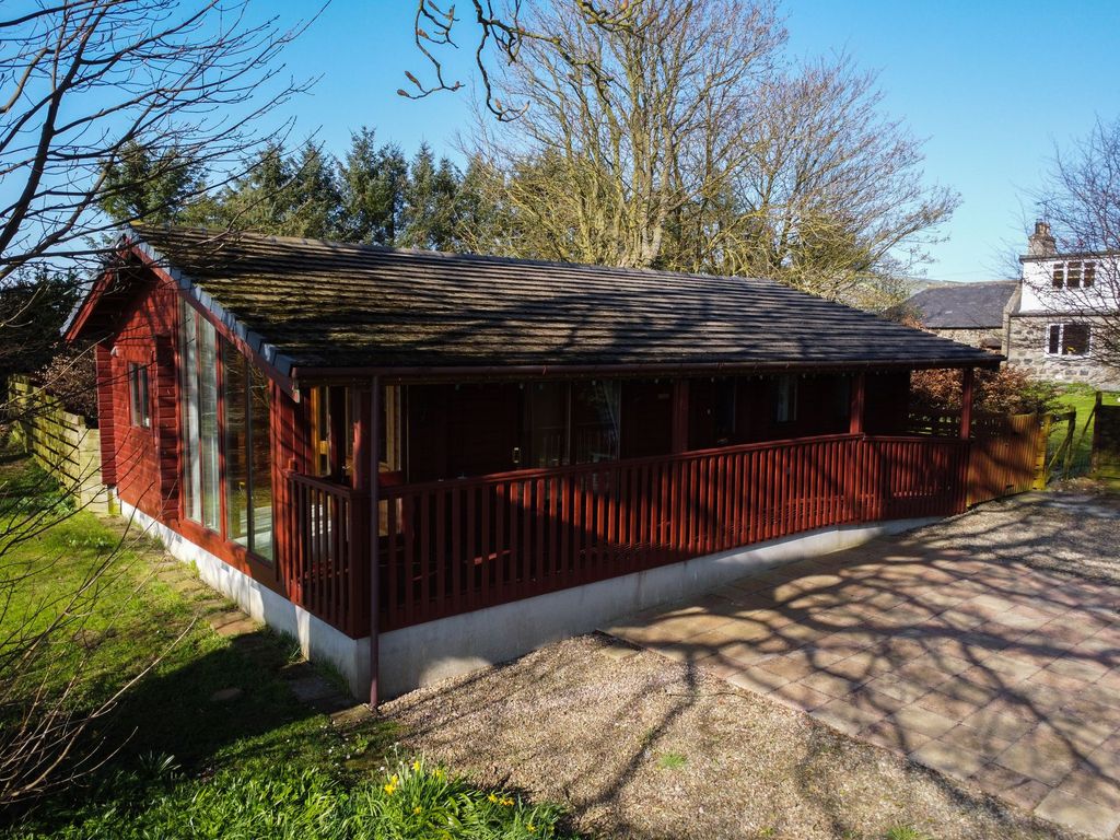 Property photo 3 of 48