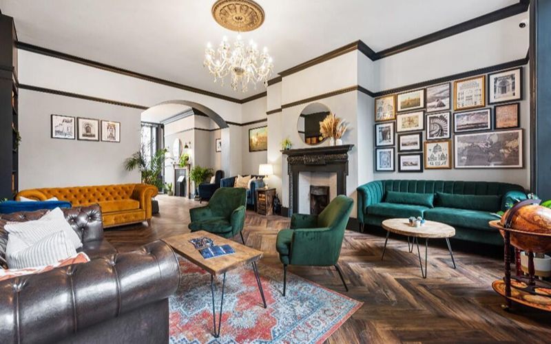 Property photo 2 of 9