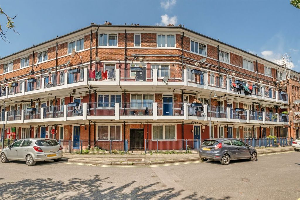 Property photo 1 of 7