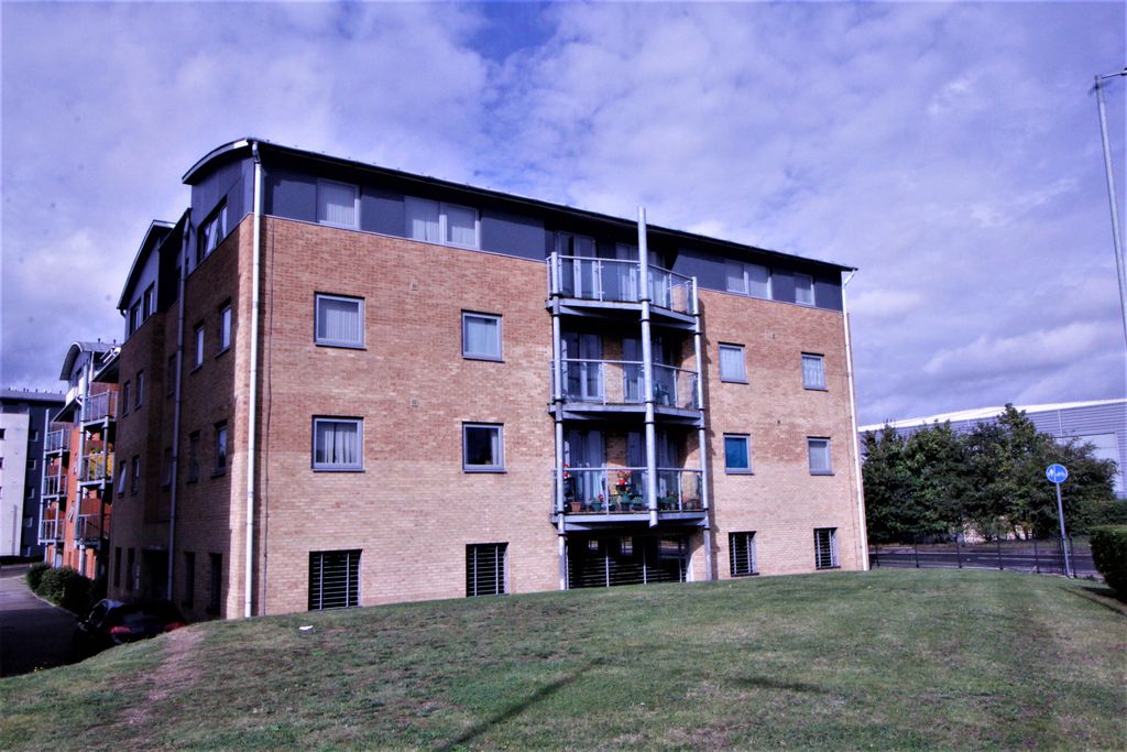 Property photo 1 of 5