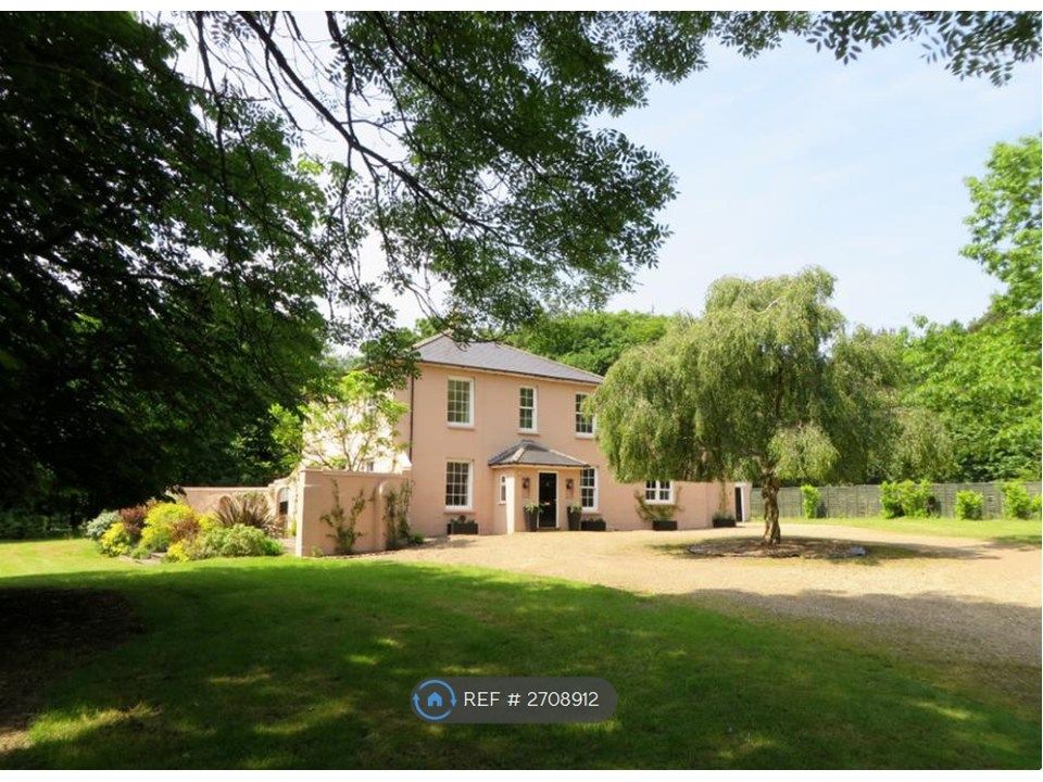 Property photo 1 of 18 Exterior