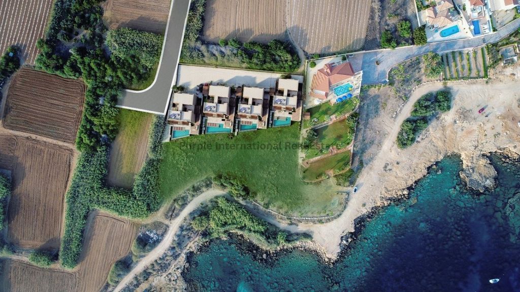 Property photo 2 of 11