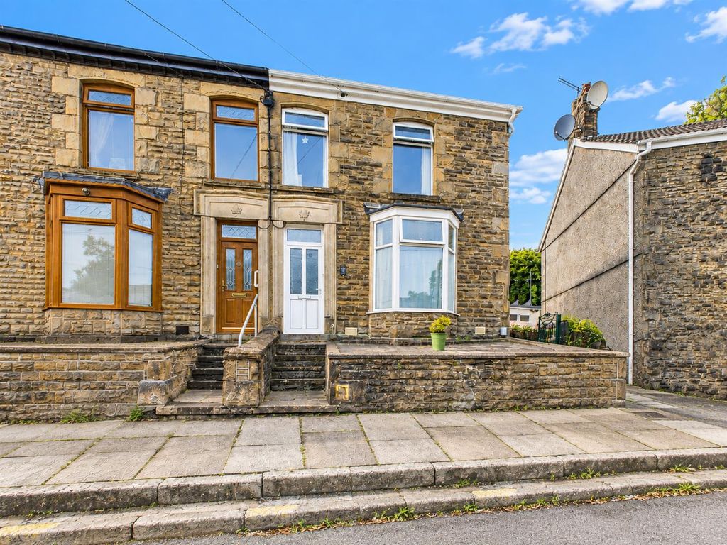 Property photo 2 of 16 F9A09d4F-8d60-49Ec-A773-A3Bc384B10ba.Png