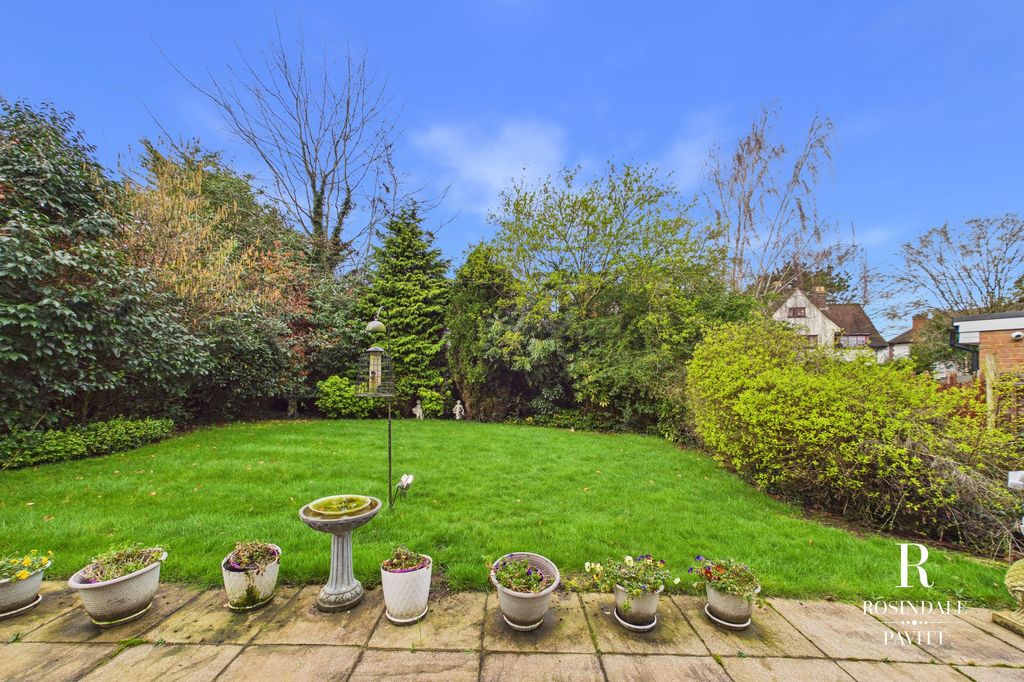 Property photo 2 of 30 Rear Garden