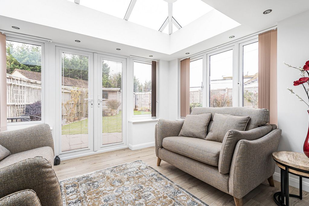 Property photo 3 of 23