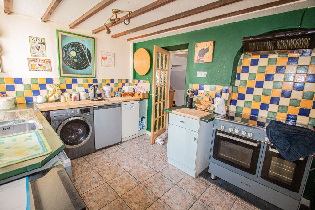 Property photo 2 of 16
