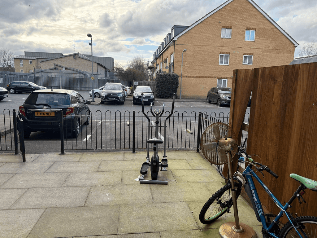 Property photo 3 of 7