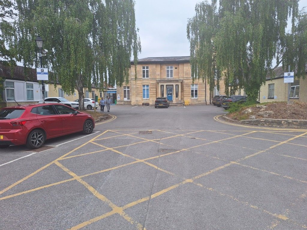 Property photo 2 of 3