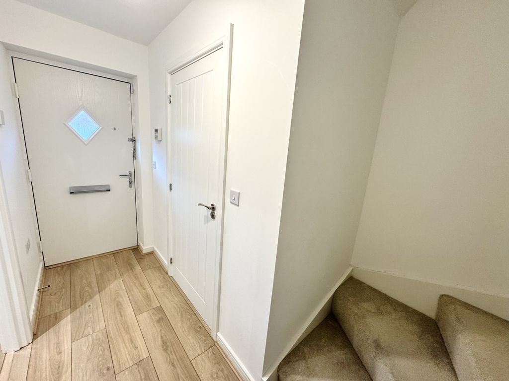 Property photo 2 of 17 Img_4174