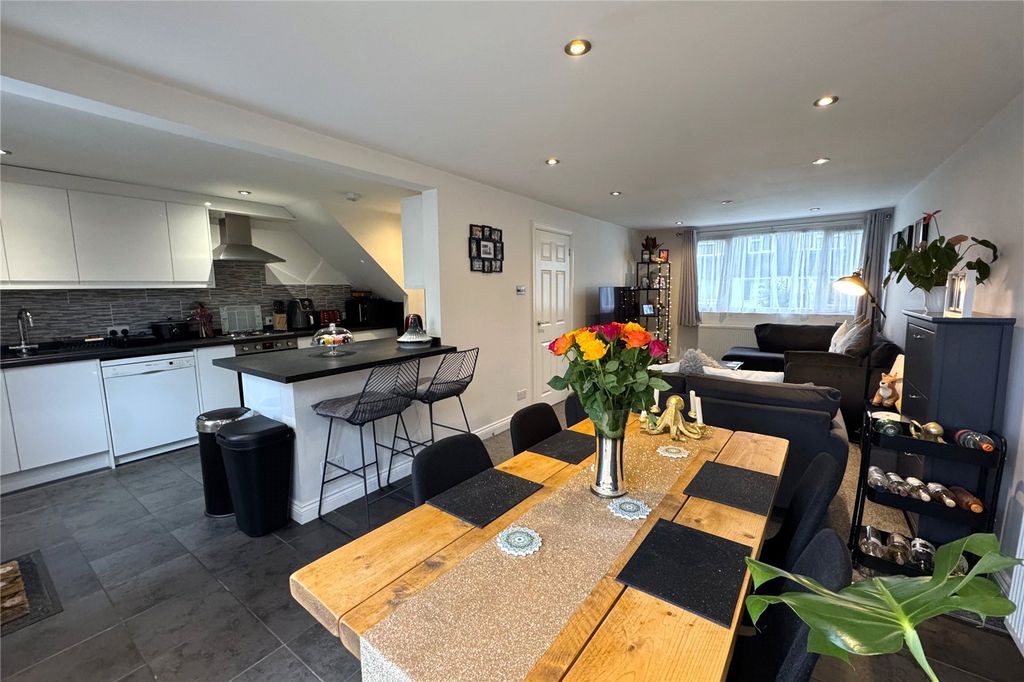 Property photo 2 of 16 Picture No. 44